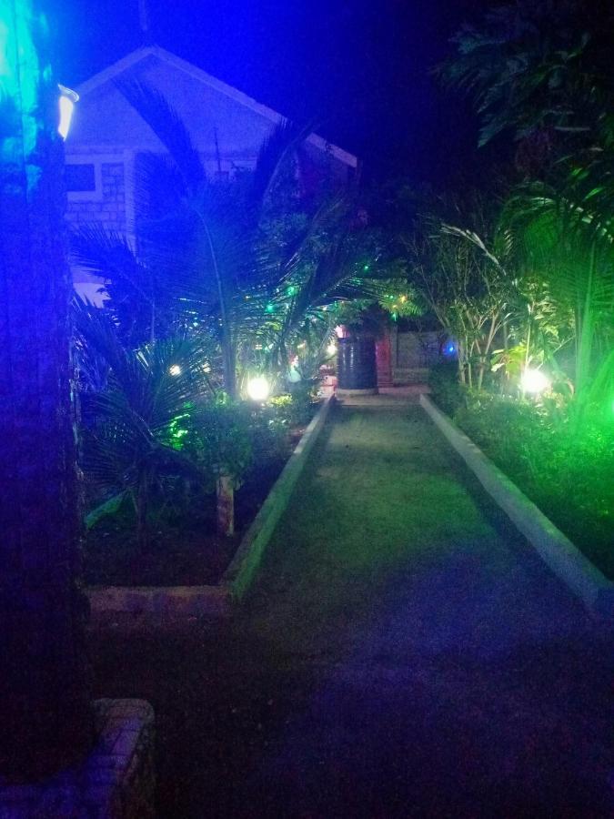 Diplomat Diani Beach Resort Exterior foto